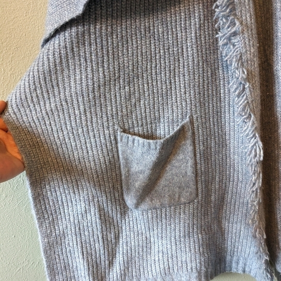 LRL Fringe Knit Kimono Wrap Poncho - Picture 5 of 9